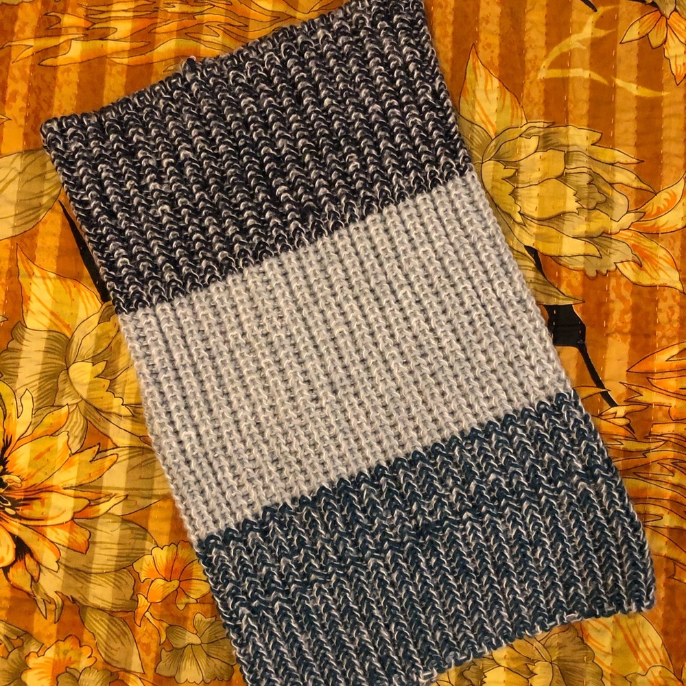 Infinity scarf - Picture 2 of 2